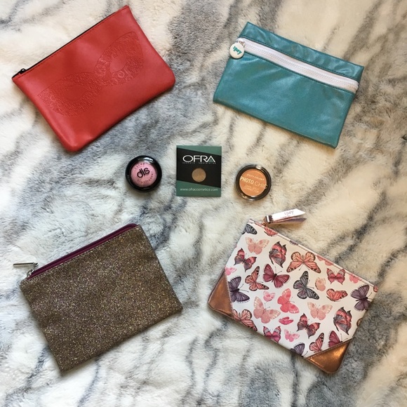 Ipsy Bundle - Picture 1 of 3